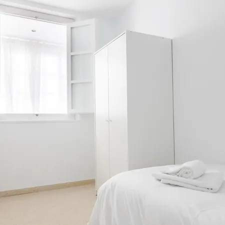 By Time Apartment *